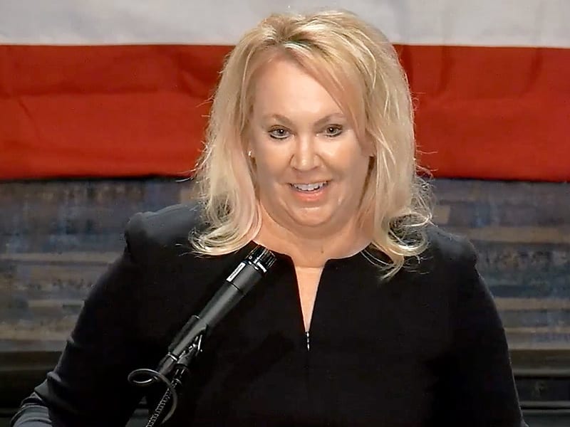 Eileen Drake Receives Distinguished Award